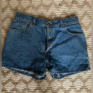 Vintage levi shorts